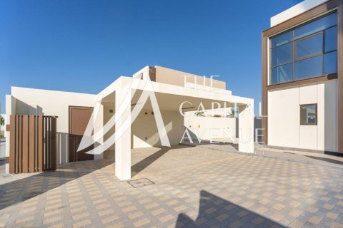 Vilă de închiriat în Abu Dhabi, EAU 4 dormitoare, 336.96 mp.  №737349 - poză 2
