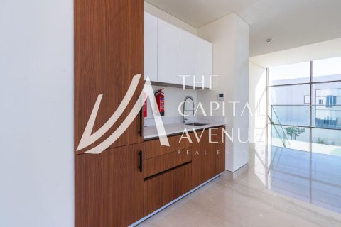 Vilă de închiriat în Abu Dhabi, EAU 4 dormitoare, 336.96 mp.  №737349 - poză 4