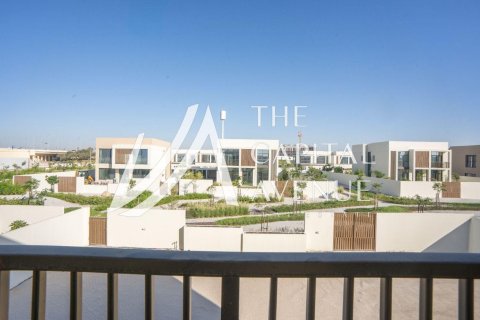 Vilă de închiriat în Abu Dhabi, EAU 4 dormitoare, 336.96 mp.  №737349 - poză 23