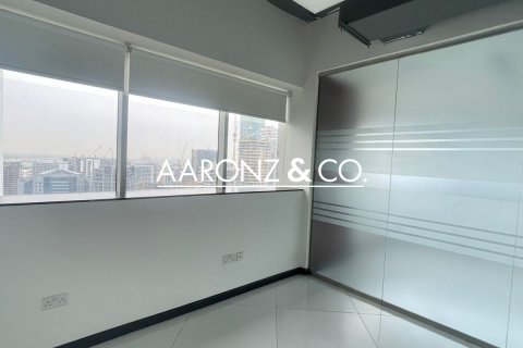 Oficiu de închiriat în Business Bay, Dubai, EAU 95 mp.  №703108 - poză 5
