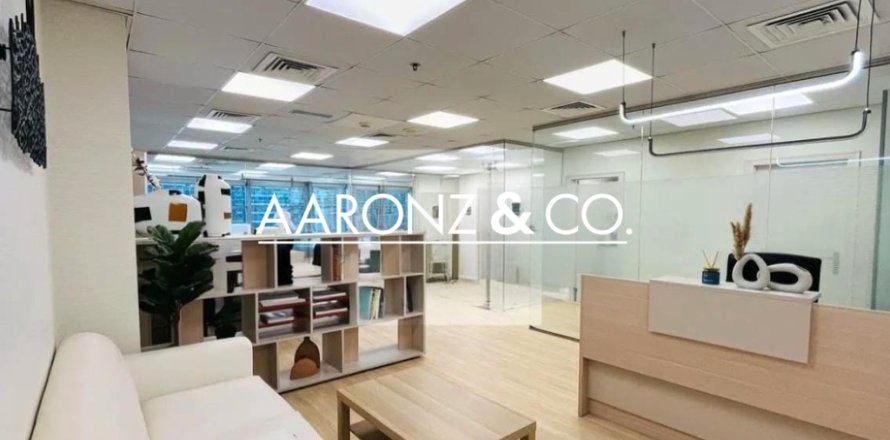 Kantor di Business Bay, Dubai, UEA 102 m2 nomor 703100