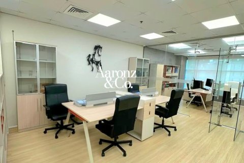 Bureau à louer à Business Bay, Dubai, EAU 102 m2 № 703100 - photo 6