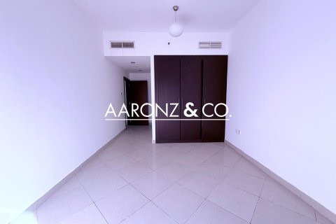 Apartemen di Jumeirah Lake Towers, Dubai, UEA 2 kamar tidur, 110 m2 nomor 703102 - foto 2