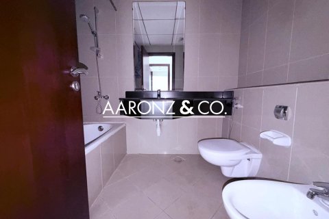 Apartemen di Jumeirah Lake Towers, Dubai, UEA 2 kamar tidur, 110 m2 nomor 703102 - foto 12