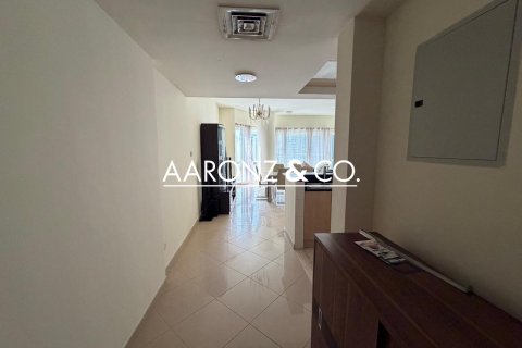 Apartemen di Jumeirah Lake Towers, Dubai, UEA 1 kamar tidur, 134 m2 nomor 703103 - foto 12