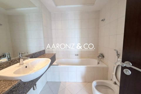 Apartman u Jumeirah Lake Towers, Dubai, UAE 1 spavaća soba, 134 m2 Br. 703103 - fotografija 10