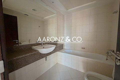 Apartemen di Jumeirah Lake Towers, Dubai, UEA 1 kamar tidur, 134 m2 nomor 703103 - foto 16