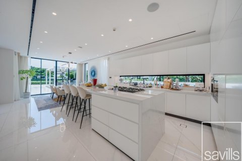 Vila v Jumeirah Golf Estates, Dubai, SAE 5 ložnice, 879 m² Č.: 635230 - fotografie 5