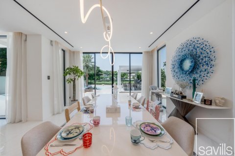 Vila v Jumeirah Golf Estates, Dubai, SAE 5 ložnice, 879 m² Č.: 635230 - fotografie 8