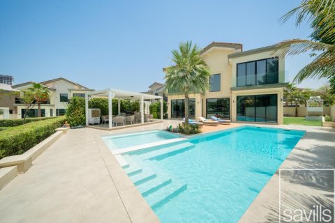Vila v Jumeirah Golf Estates, Dubai, SAE 5 ložnice, 879 m² Č.: 635230 - fotografie 1