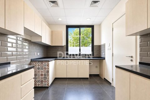 Vilă de vânzare în Dubai, EAU 6 dormitoare, 426.7 mp. №766976 - poză 10