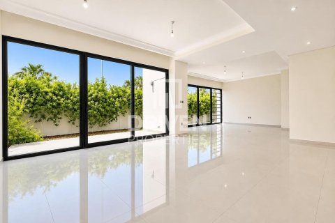 Vilă de vânzare în Dubai, EAU 6 dormitoare, 426.7 mp. №766976 - poză 3