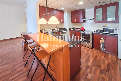 Apartament de închiriat în Jumeirah Beach Residence, Dubai, EAU 1 dormitor, 98.19847100 mp.  №651547 - poză 17
