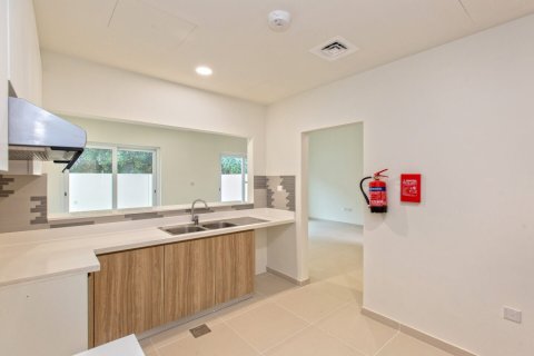 خانه شهری در Dubai Land، Dubai ، امارات متحده عربی 2 خوابه ، 164 متر مربع. شماره 702161