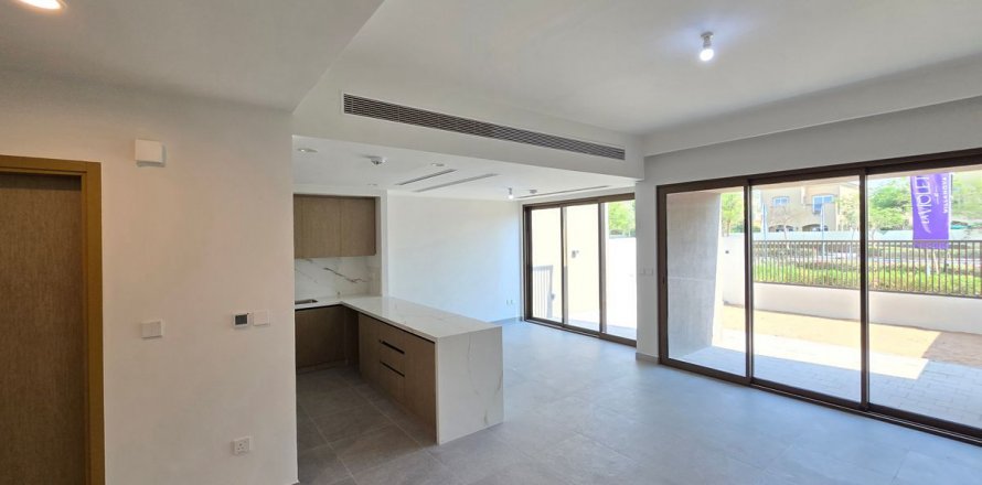 Townhouse di Dubai, UEA 3 kamar tidur, 161 m2 nomor 641356
