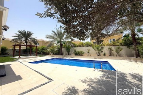 Jumeirah Park、Dubai、UAE にあるヴィラの賃貸物件 3ベッドルーム、778 m2、No642106 - 写真 2