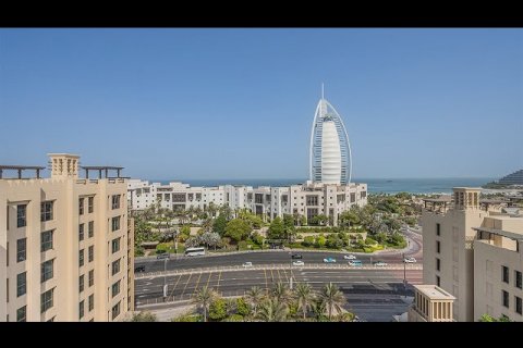 Lägenhet uthyres i Umm Suqeim, Dubai, UAE 3 sovrum, 174 kvm Nr. 643444 - fotografi 17
