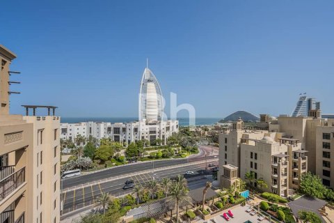 Lägenhet uthyres i Umm Suqeim, Dubai, UAE 3 sovrum, 174 kvm Nr. 643444 - fotografi 3