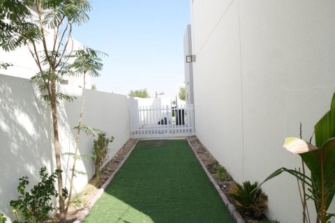 Városi lakóépület itt: DAMAC Hills (Akoya by DAMAC), Dubai, EAE, 3 hálószoba, 167 m², azonosító: 682426 - fénykép 2