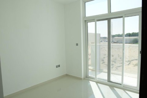 Városi lakóépület itt: DAMAC Hills (Akoya by DAMAC), Dubai, EAE, 3 hálószoba, 167 m², azonosító: 682426 - fénykép 15