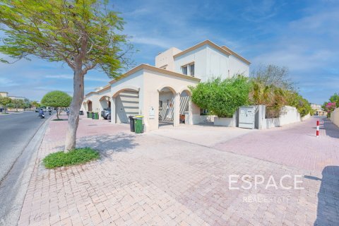 Villa zum Verkauf in The Springs, Dubai, VAE 3 Schlafzimmer, 209 m2 Nr. 649899 - Foto 18