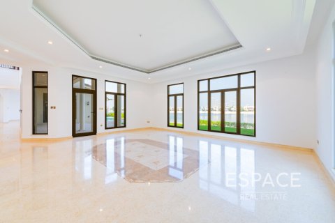 Villa till försäljning i Palm Jumeirah, Dubai, UAE 6 sovrum, 650 kvm Nr. 649915 - fotografi 14