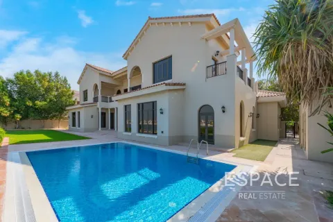 Villa till försäljning i Palm Jumeirah, Dubai, UAE 6 sovrum, 650 kvm Nr. 649915 - fotografi 1