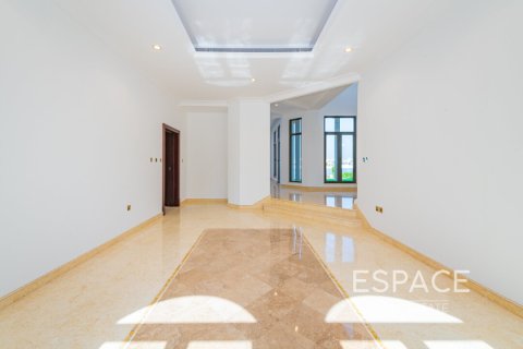Villa till försäljning i Palm Jumeirah, Dubai, UAE 6 sovrum, 650 kvm Nr. 649915 - fotografi 7