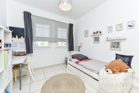 Villa te koop in The Springs, Dubai, VAE 3 slaapkamers, 237 vr.m., nr 649897 - foto 10