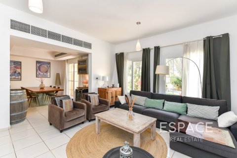Villa te koop in The Springs, Dubai, VAE 3 slaapkamers, 237 vr.m., nr 649897 - foto 8