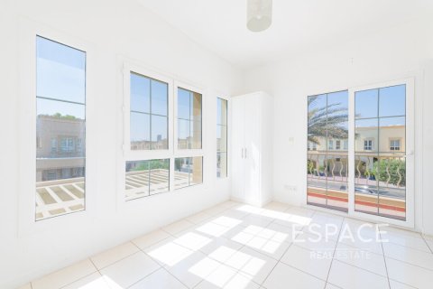 Huvila The Springs, Dubai, Arabiemiraatit 2 makuuhuonetta, 167 m2 № 649898 - kuva 8