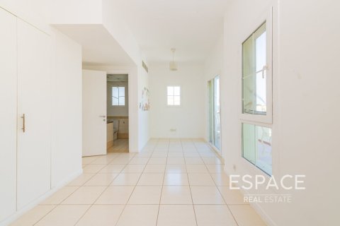 Huvila The Springs, Dubai, Arabiemiraatit 2 makuuhuonetta, 167 m2 № 649898 - kuva 14