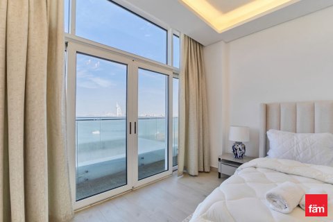 Apartament de închiriat în Palm Jumeirah, Dubai, EAU 3 dormitoare, 541.1 mp.  №686238 - poză 23