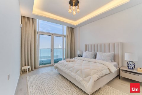 Apartament de închiriat în Palm Jumeirah, Dubai, EAU 3 dormitoare, 541.1 mp.  №686238 - poză 5