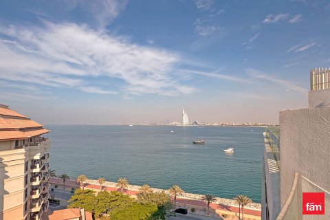 Apartament de închiriat în Palm Jumeirah, Dubai, EAU 3 dormitoare, 541.1 mp.  №686238 - poză 3