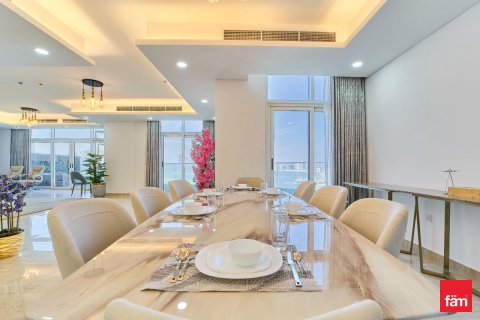 Apartament de închiriat în Palm Jumeirah, Dubai, EAU 3 dormitoare, 541.1 mp.  №686238 - poză 12