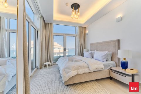 Apartament de închiriat în Palm Jumeirah, Dubai, EAU 3 dormitoare, 541.1 mp.  №686238 - poză 16