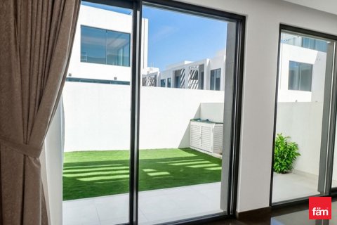 Vila v Dubai, SAE 3 spálne, 138 m2 č. 717918 - Fotografia 8