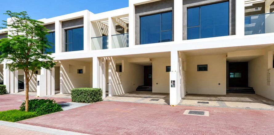 Vila v Dubai, SAE 3 spálne, 138 m2 č. 717918