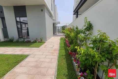 Villa itt: Al Furjan, Dubai, EAE, 4 hálószoba, 469.2 m², azonosító: 717932 - fénykép 12