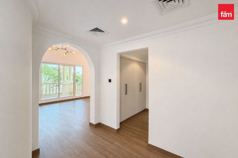 Villa zur Miete in Jumeirah Islands, Dubai, VAE 4 Schlafzimmer, 933 m2 Nr. 717919 - Foto 17