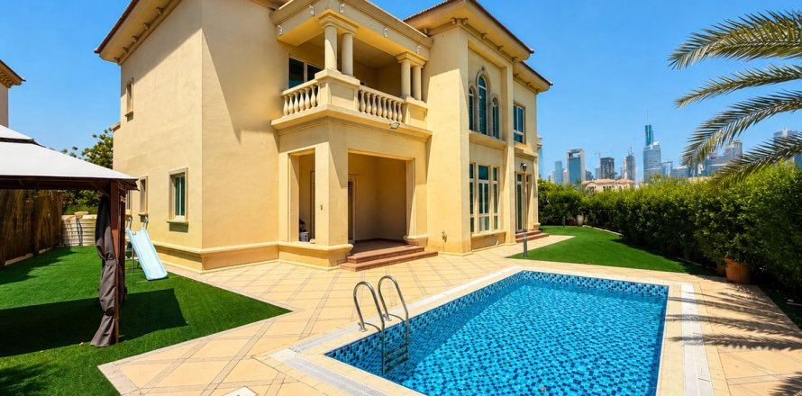 Villa à Jumeirah Islands, Dubai, EAU: 4 chambres, 933 m2 № 717919