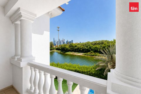 Villa en alquiler en Jumeirah Islands, Dubai, EAU 4 dormitorios, 933 m2 № 717919 - foto 23