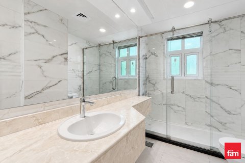 Villa à louer à Jumeirah Islands, Dubai, EAU 4 chambres, 933 m2 № 717919 - photo 16