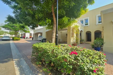 Rijtjeshuis te huur in Arabian Ranches, Dubai, VAE 3 slaapkamers, 234 vr.m., nr 661278 - foto 1