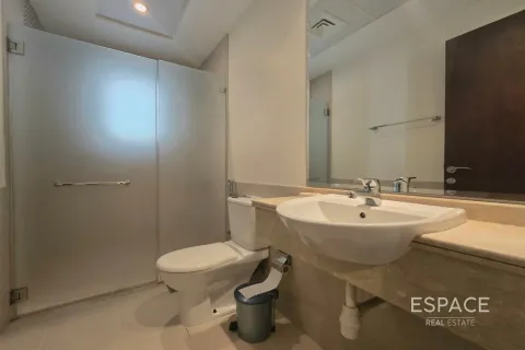 Rijtjeshuis te huur in Arabian Ranches, Dubai, VAE 3 slaapkamers, 234 vr.m., nr 661278 - foto 9