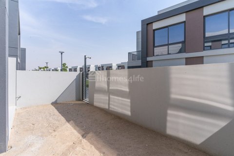 Dubai South (Dubai World Central), Dubai, BAE’de satılık villa 2 yatak odası, 129 m² No 712231 - fotoğraf 1