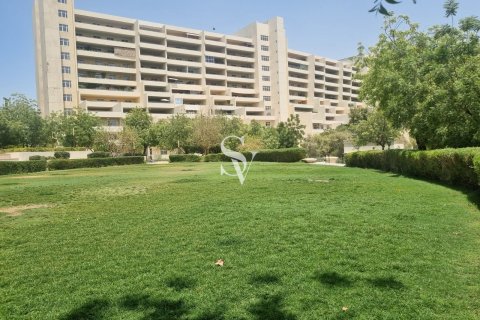 Apartman u Motor City, Dubai, UAE 2 spavaćih soba, 183 m2 Br. 688256 - fotografija 4