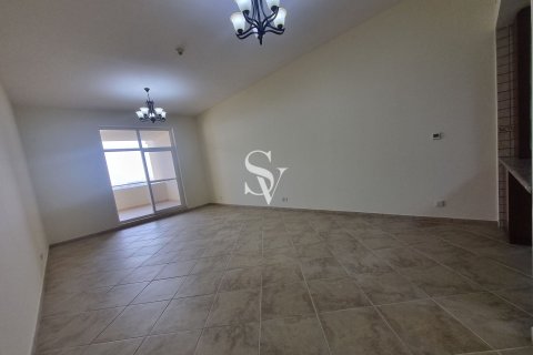 Huoneisto Motor City, Dubai, Arabiemiraatit 2 makuuhuonetta, 183 m2 № 688256 - kuva 15