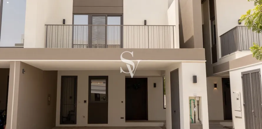 Kamienica w Tilal Al Ghaf, Dubai, ZEA 3 sypialnie, 143 mkw. nr 688255